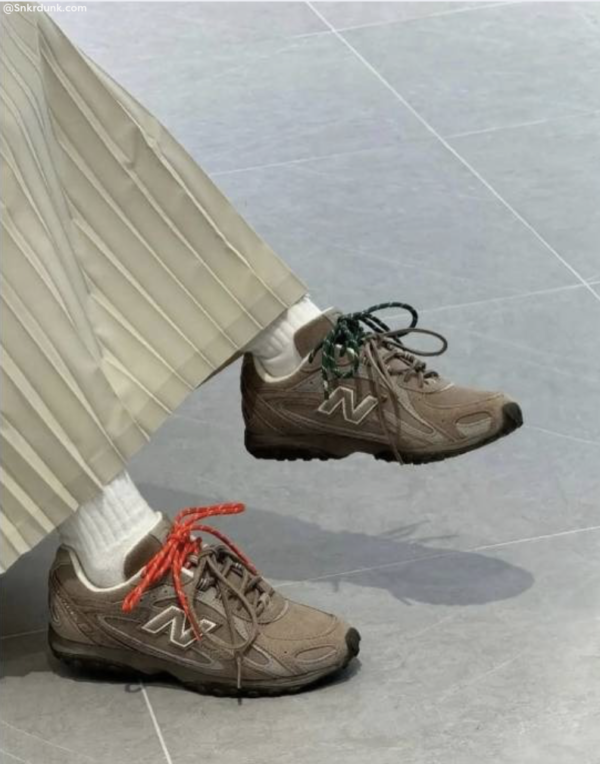 Capture d’écran 2025-07-08 à 16-53-39 New Balance 204L