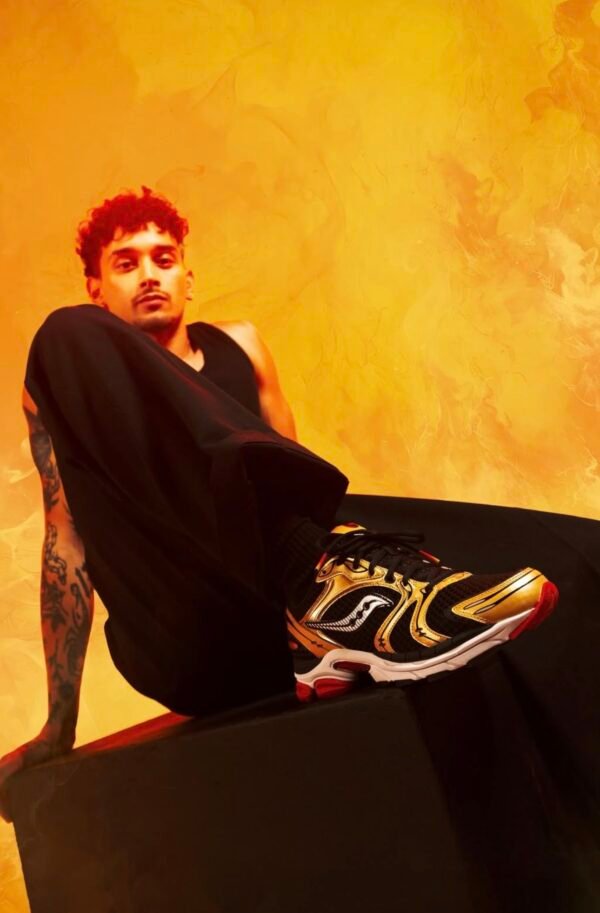 Saucony ProGrid Triumph 4 x Mortal Kombat