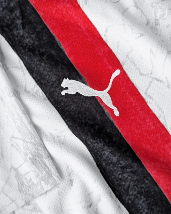 camiseta-puma-del-manchester-city-x-kidsuper-3 PUMA x KidSuper Manchester City Jersey