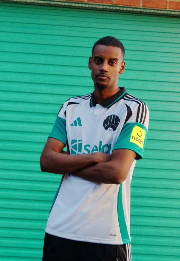 Adidas Newcastle United FC 24/25 Jersey