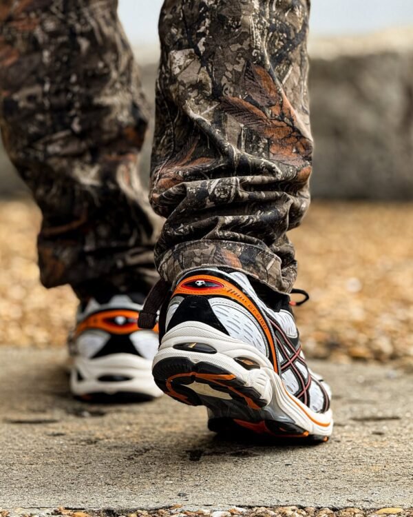 Asics GT-2160 x Bleach